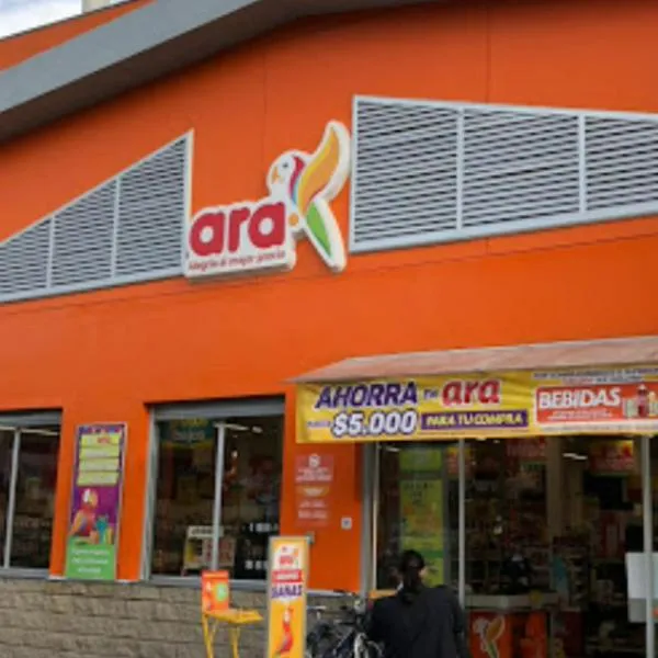 Ara sacó juguetes económicos para Navidad.