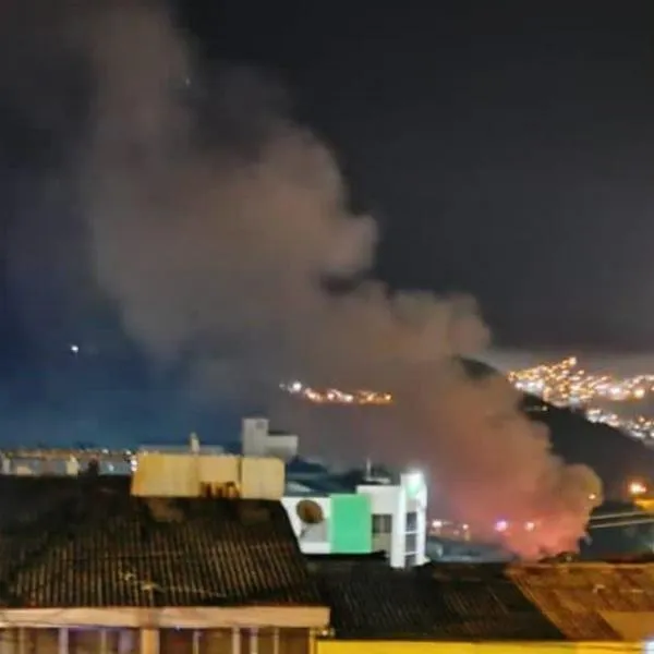 Explosión en supuesta polvorería provocó incendio en el barrio El Jazmín de Manizales 