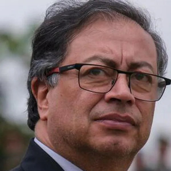 Gustavo Petro responde a Carlos F. Galán por alza de pasaje de Transmilenio