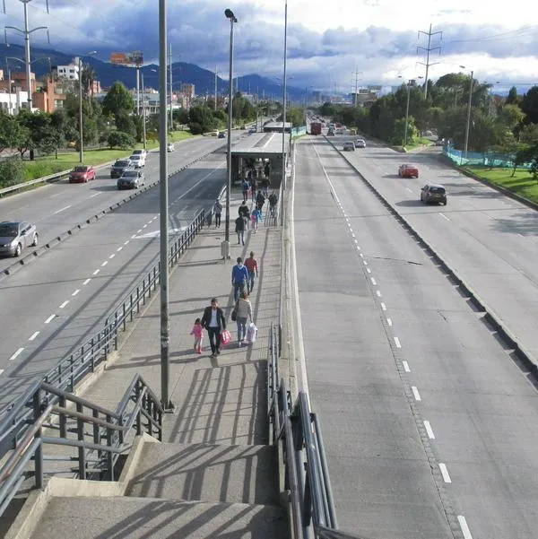 Estación de Transmilenio, en nota sobre que cerrarán la de la 146 y desmontarán puente