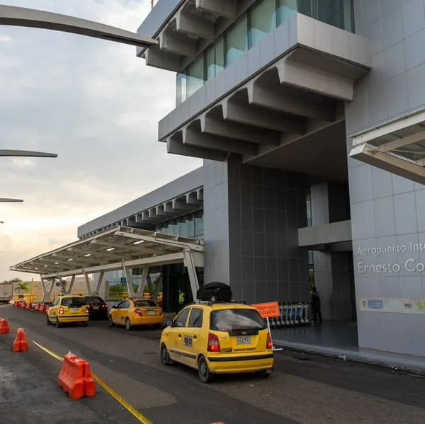 Imagen de referencia de fachada del aeropuerto de Barranquilla. 