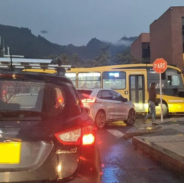 Bogotá hoy: aguacero en el norte, trancones, protestas y ciclovía nocturna