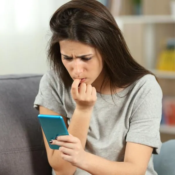 Por qué los GenZ no contestan llamadas y cómo afecta al buscar trabajo