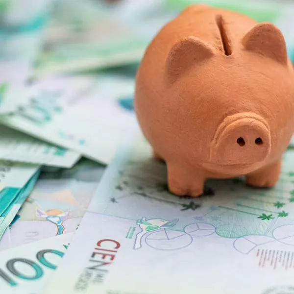 Dinero colombiano: aumento de salario mínimo