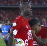 Al menos 30 heridos dejó el balance de los graves disturbios en la final América vs. Nacional. El cuadro verde no pudo celebrar en cancha. 