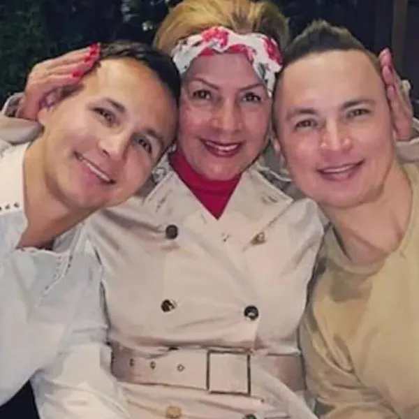 Jhonier Leal llegó a velorio de Mauricio con mano vendada y cambió su versión