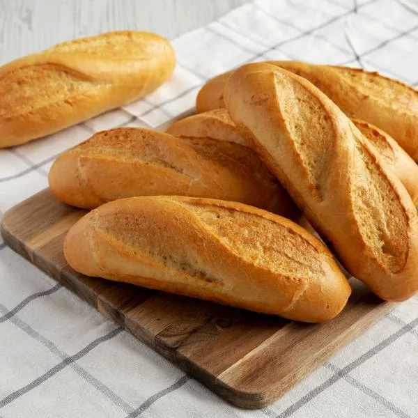 Preocupación en Colombia por lío que se armó con el pan que se vende. Impuestos a alimentos ultraprocesados tiene en jaque a negocios. 