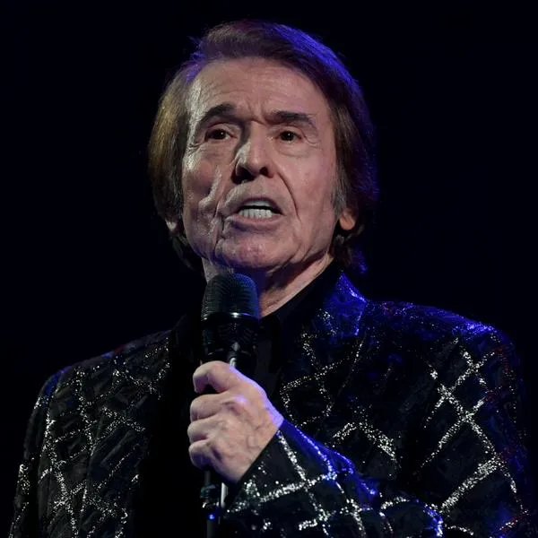 Raphael, cantante español, accidente cardiovascular en entrevista La Revuelta