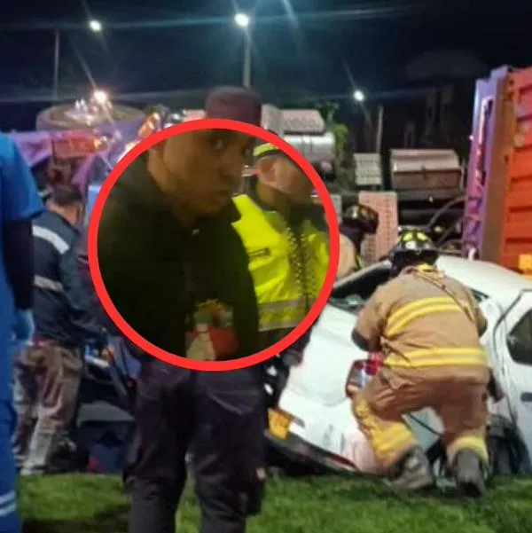 Destapan peligrosa maniobra que hizo ladrón de tractomula en Bogotá y que provocó grave accidente. Se volcó y aplastó un carro particular. 