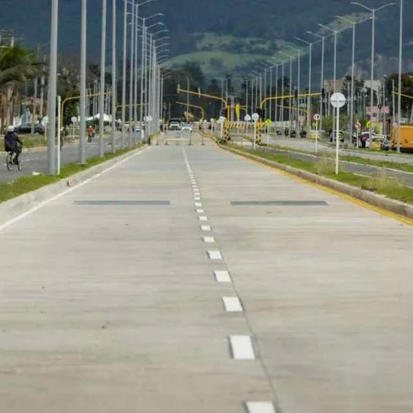 Después de 4 años entregan importante obra que quitará trancones en Bogotá