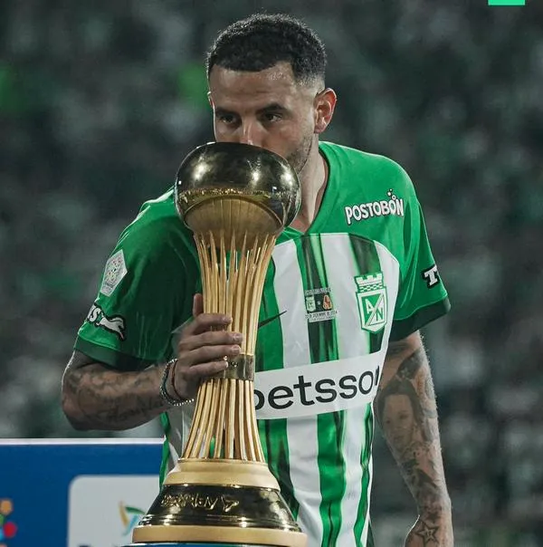 Edwin Cardona celebró con su esposa.