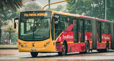 Transmilenio, en nota sobre aumento del tiempo para hacer transbordos en Bogotá