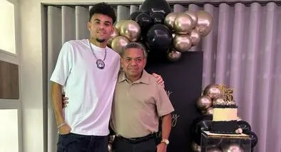 Luis Díaz y su padre, a propósito del nuevo reporte de salud del 'Mane' Díaz: video