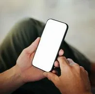 ¿Qué hacer si mi celular se congela y no responde? 