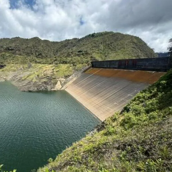 Racionamiento de agua en Bogotá se agravaría: CAR advierte inicio de 2025 seco