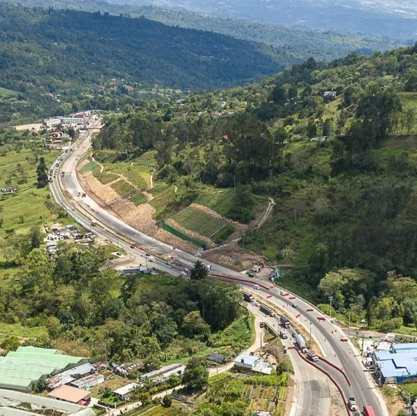 Concesión de la vía Bogotá-Girardot dice cuándo finalizará la obra en 2025: "Es la última Navidad", dijo el gerente técnico. 