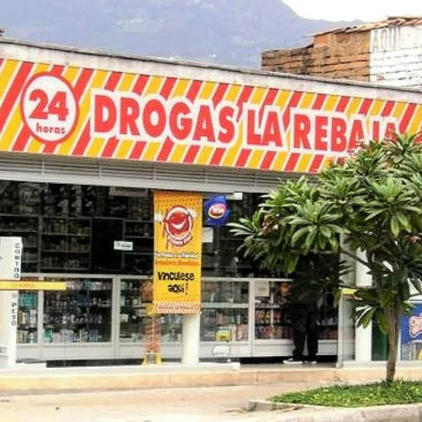 Drogas La Rebaja tiene lío de 60.000 millones de pesos en Colombia y con "tiendas ocultas" por parte de exdirectivos de la entidad. 