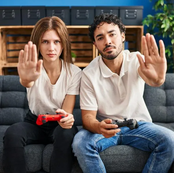 Expertos advierten a padres de familia con videojuegos que no deberían usar los niños: video