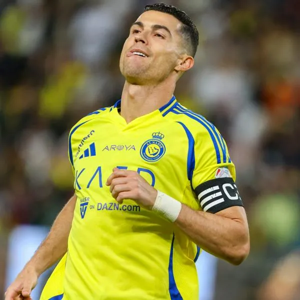 Cristiano Ronaldo, cinco veces ganador del Balón de Oro, consideró este viernes “injusto” que el jugador brasileño del Real Madrid Vinicius Jr. no fuese galardonado este año con la máxima distinción individual del mundo del fútbol.