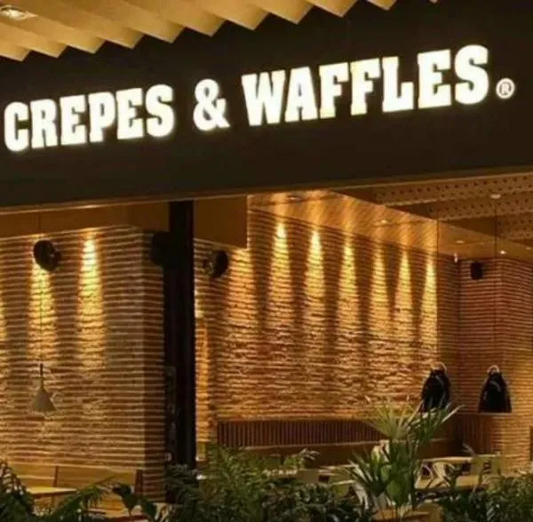 En dónde queda el Crepes & Waffles con mejor vista de Bogotá.