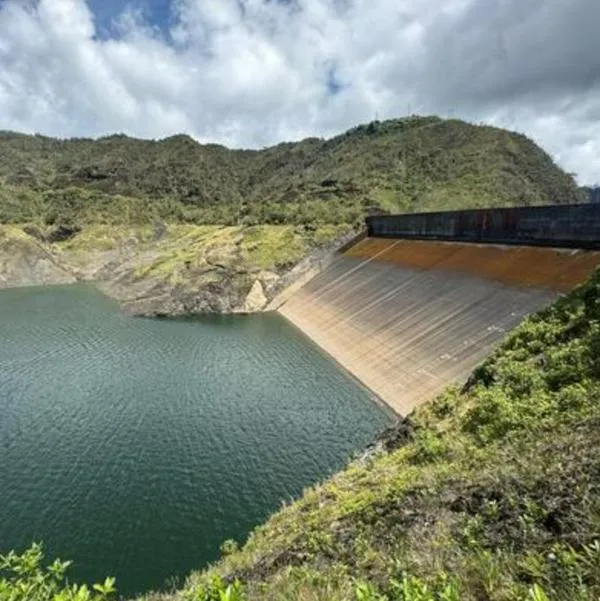 Racionamiento de agua terminaría en Bogotá.