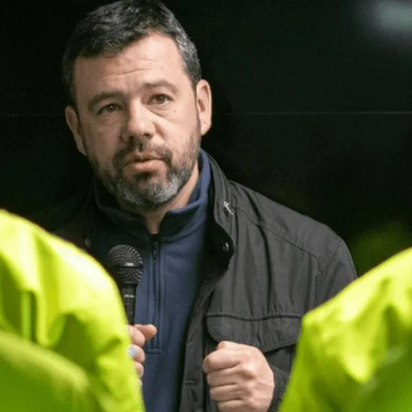 Alcalde Galán se pronunció sobre patrullera que le pegó a joven por grabarla