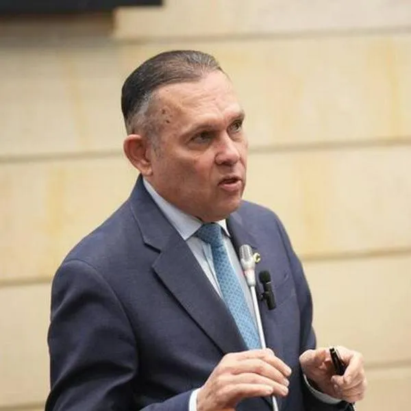“Quieren más plata pero no ejecutan”: Cepeda sobre prioridades de Congreso en 2025