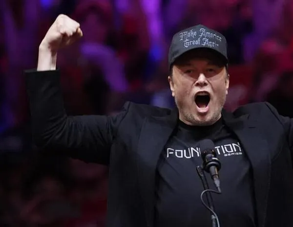 Tras Alemania, Elon Musk intenta interferir en la política británica con varios frentes abiertos