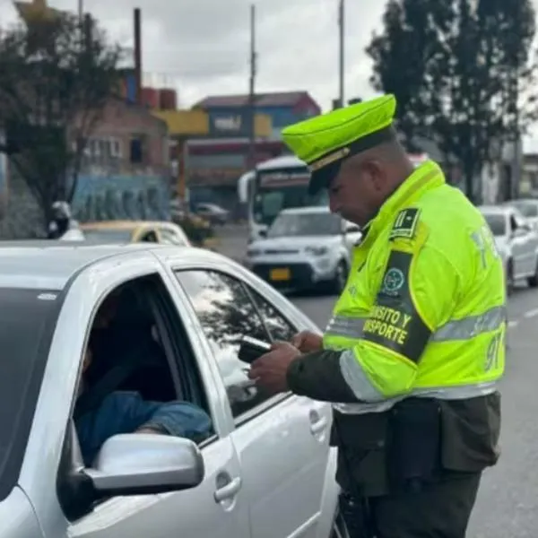 Multa por conducir Uber y Didi subió en Colombia en 2025: conozca el nuevo monto