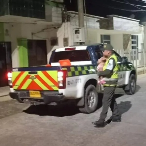 Rescatan a niñas de 2 años y seis meses de edad, abandonadas en una vivienda en Córdoba