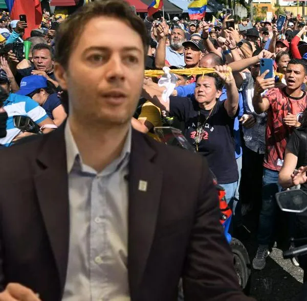 Daniel Quintero, exalcalde de Medellín, tildó de "cobardes" a venezolanos y a María Corina Machado y Juan Guaidó por no enfrentar a Nicolás Maduro.
