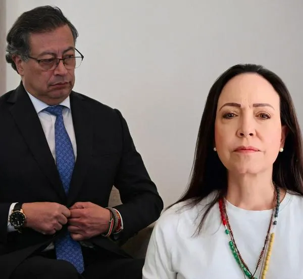 Gustavo Petro dice que "Gobierno venezolano" le quitó a María Corina Machado derecho a ser elegida