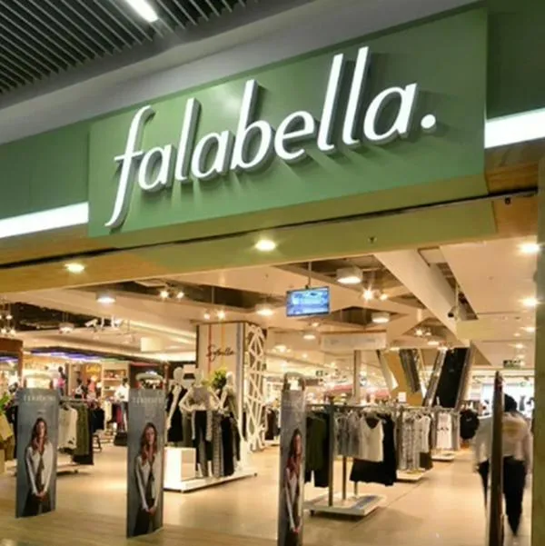 Foto de Falabella, en nota de Falabella anunció descuentos de 65 % en computadores y oferta de 79 % en office