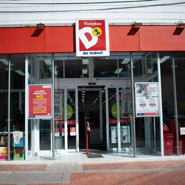 D1 sacó plancha para hacer ondas. 