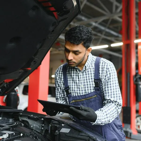 ¿Cuánto dura un curso de mecánica automotriz en el Sena 2025? 