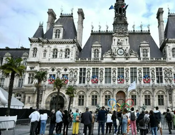 La alcaldía de París también da el portazo a X el día de la juramentación de Trump
