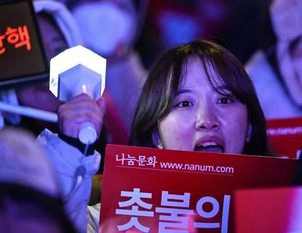 En Corea del Sur, el depuesto presidente Yoon Suk-yeol guarda silencio ante la justicia