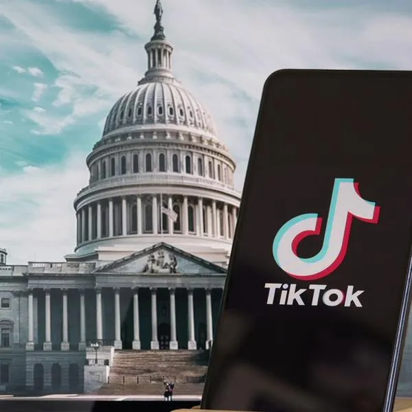 Imagen de referencia de TikTok y Congreso EE. UU.