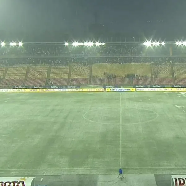Así está el Campín, durante el partido Millonarios vs. America, luego de las lluvias en Bogotá el 19 de enero