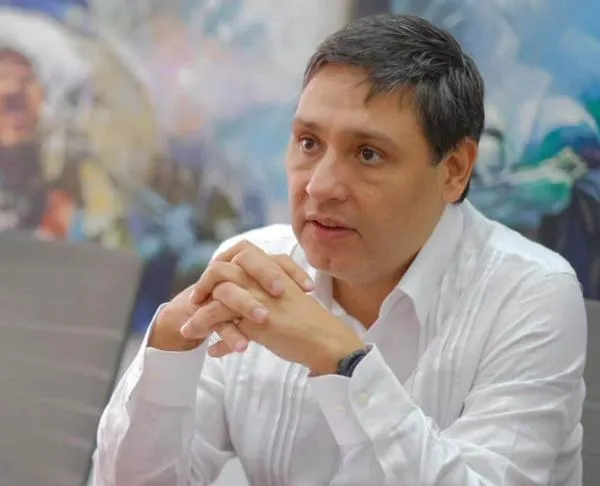 Mauricio Lizcano renuncia como ministro de las TIC: primera salida del Gobierno en 2025