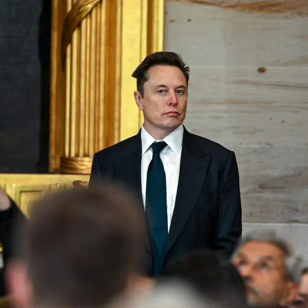 Elon Musk habló sobre el futuro que tendrá la IA en los siguientes años y reveló que el trabajo humano disminuiría.