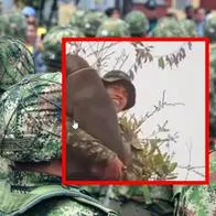 Soldado rescató a perro abandonado y lo convirtió en miembro del ejército