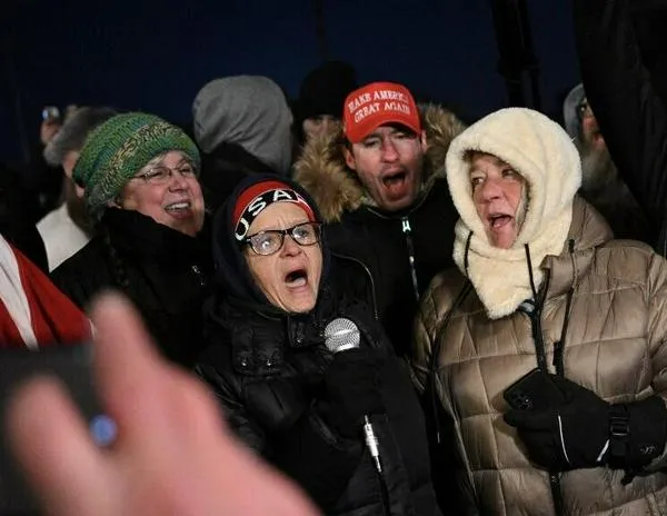 La alegría de los allegados a los asaltantes del Capitolio indultados por Trump