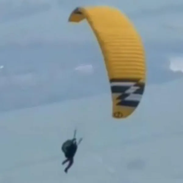 Murió turista turca al caer de parapente en Valle del Cauca