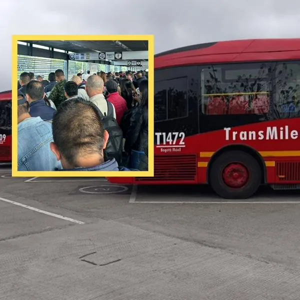 Portal Norte de Transmilenio se encuentra colapsado por bus que quedó varado