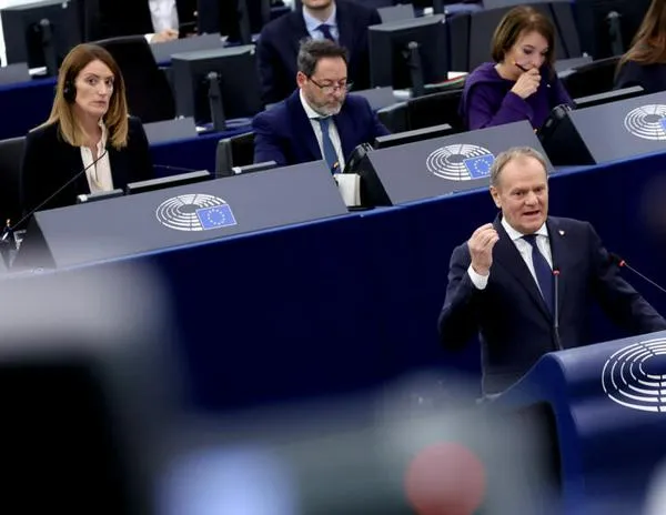 Donald Tusk en el Parlamento Europeo: ‘Debemos estar armados, fuertes y decididos’