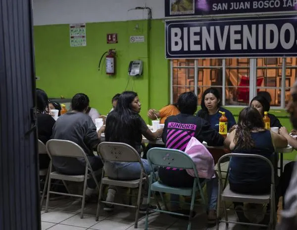 Del lado mexicano de la frontera, Nogales se prepara para la llegada de deportados