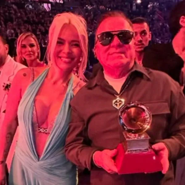 Papá de Karol G subió 'post' a sus redes y causó controversia por Shakira