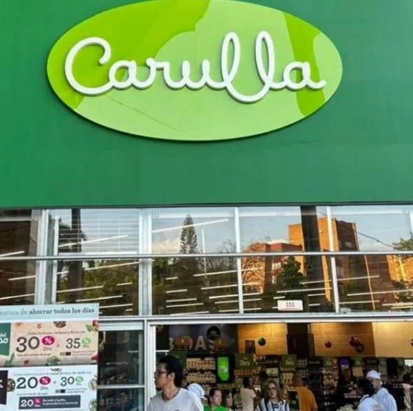 Carulla sorprende con más del 50 % de descuento en productos finalizando enero. Hay rebajas en casi toda las tiendas del supermercado. 