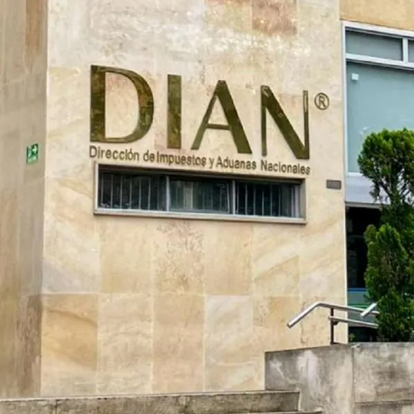 Dian visitará locales para verificar que esté emitiendo facturas electrónicas